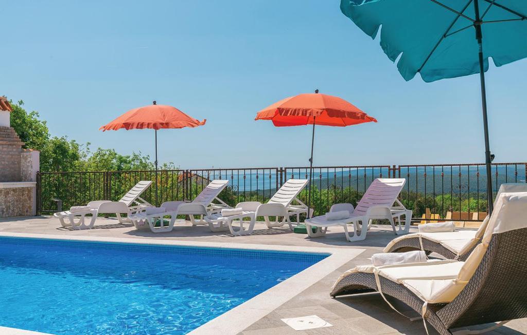 Villa Dijana Viskovici Luaran gambar